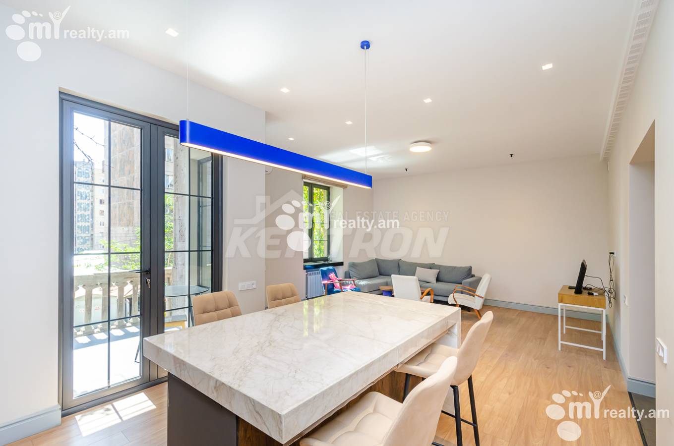 Купить 3 комнатную квартиру Ахбюр Сероб ул, Арабкир Ереван, 152788