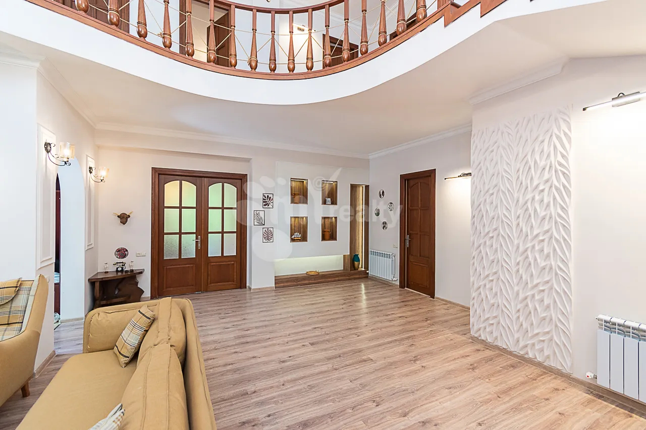 House for sale Pahlavunyats st, Tsaghkadzor Kotajk, 160992