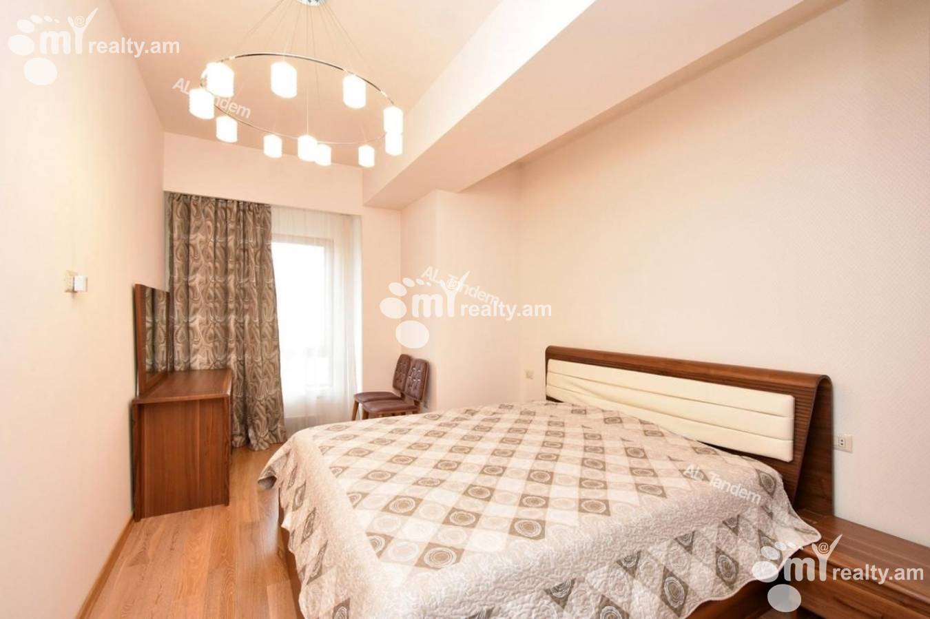 4 bedroom apartment for rent Leo St, Center Yerevan, 156979