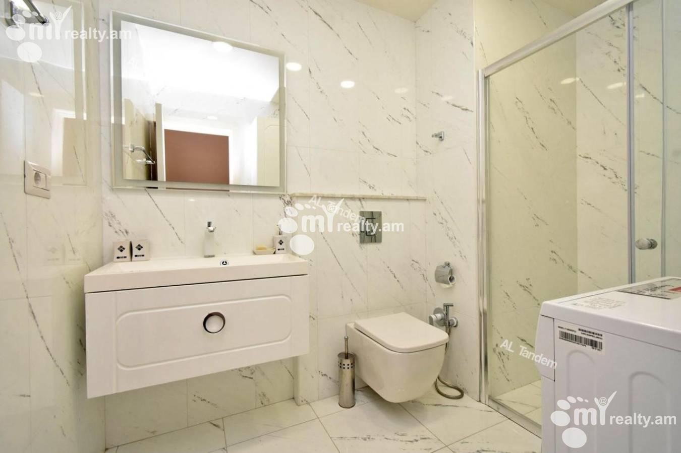 4 bedroom apartment for rent Leo St, Center Yerevan, 156979