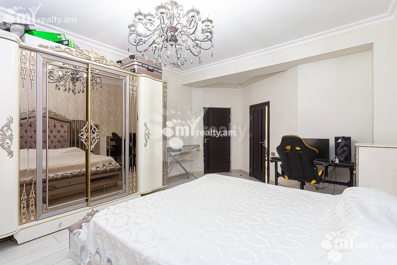 3 սենյականոց բնակարան վարձով Հյուսիսային պող, Կենտրոն Երևան, 145546