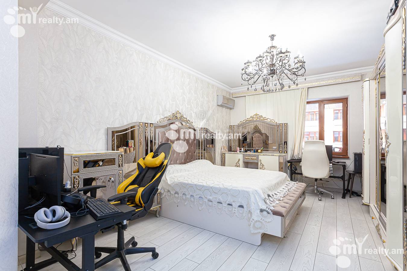3 սենյականոց բնակարան վարձով Հյուսիսային պող, Կենտրոն Երևան, 145546