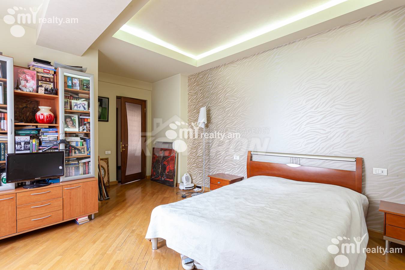 4 bedroom apartment for sale rue d'Amiryan, Center Yerevan, 155876