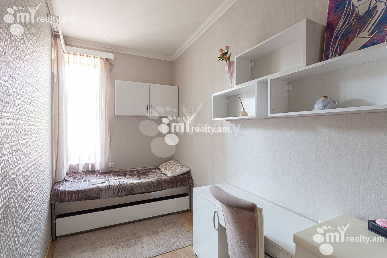 3 bedroom apartment for sale Saryan St, Center Yerevan, 149082