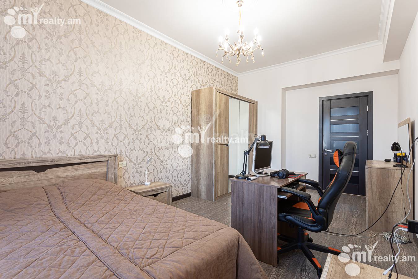 Купить 4 комнатную квартиру Микоян ул, Давташен Ереван, 156332