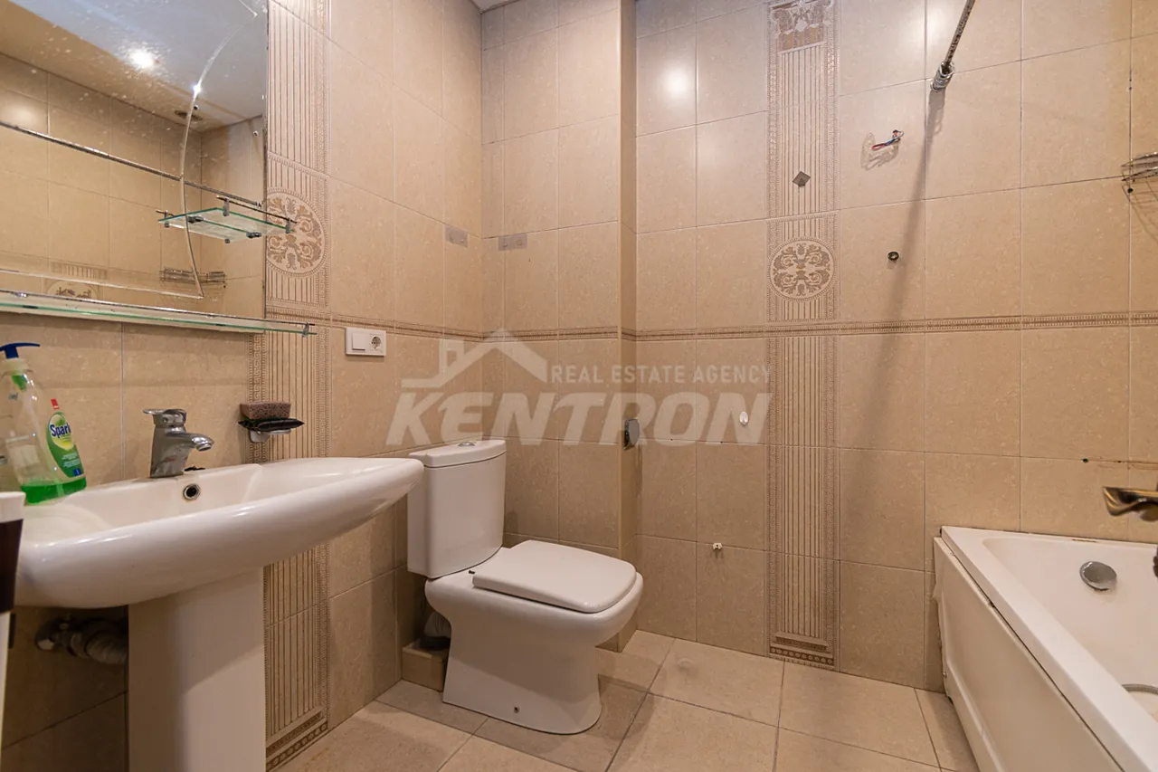 4 bedroom apartment for sale Sasna Тsrer St, Davtachène Yerevan, 159006