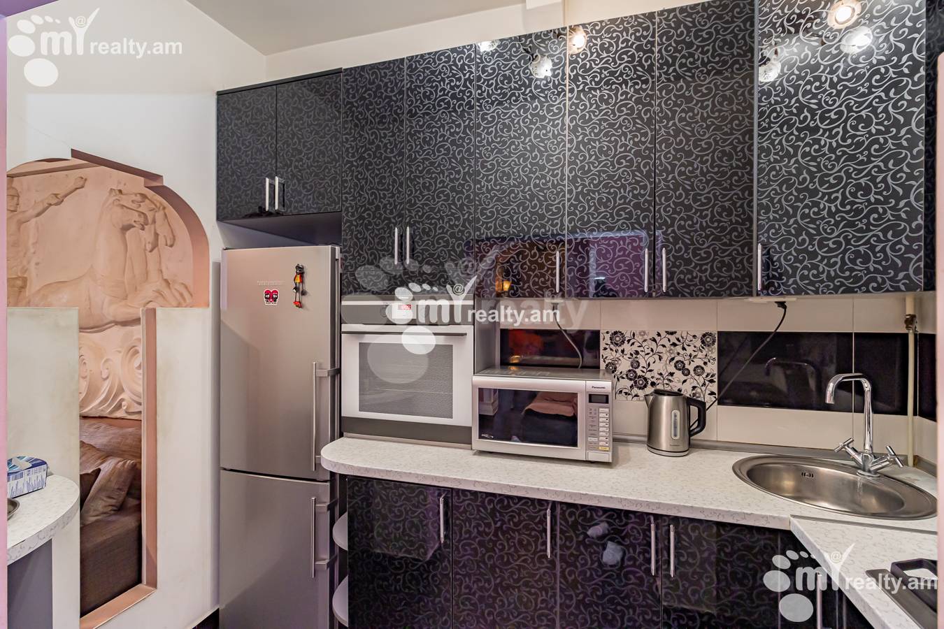 3 սենյականոց բնակարան վարձով Տերյան փող, Կենտրոն Երևան, 148444