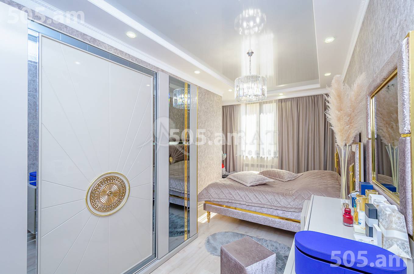 3 bedroom apartment for sale Antarayin St, Center Yerevan, 154788