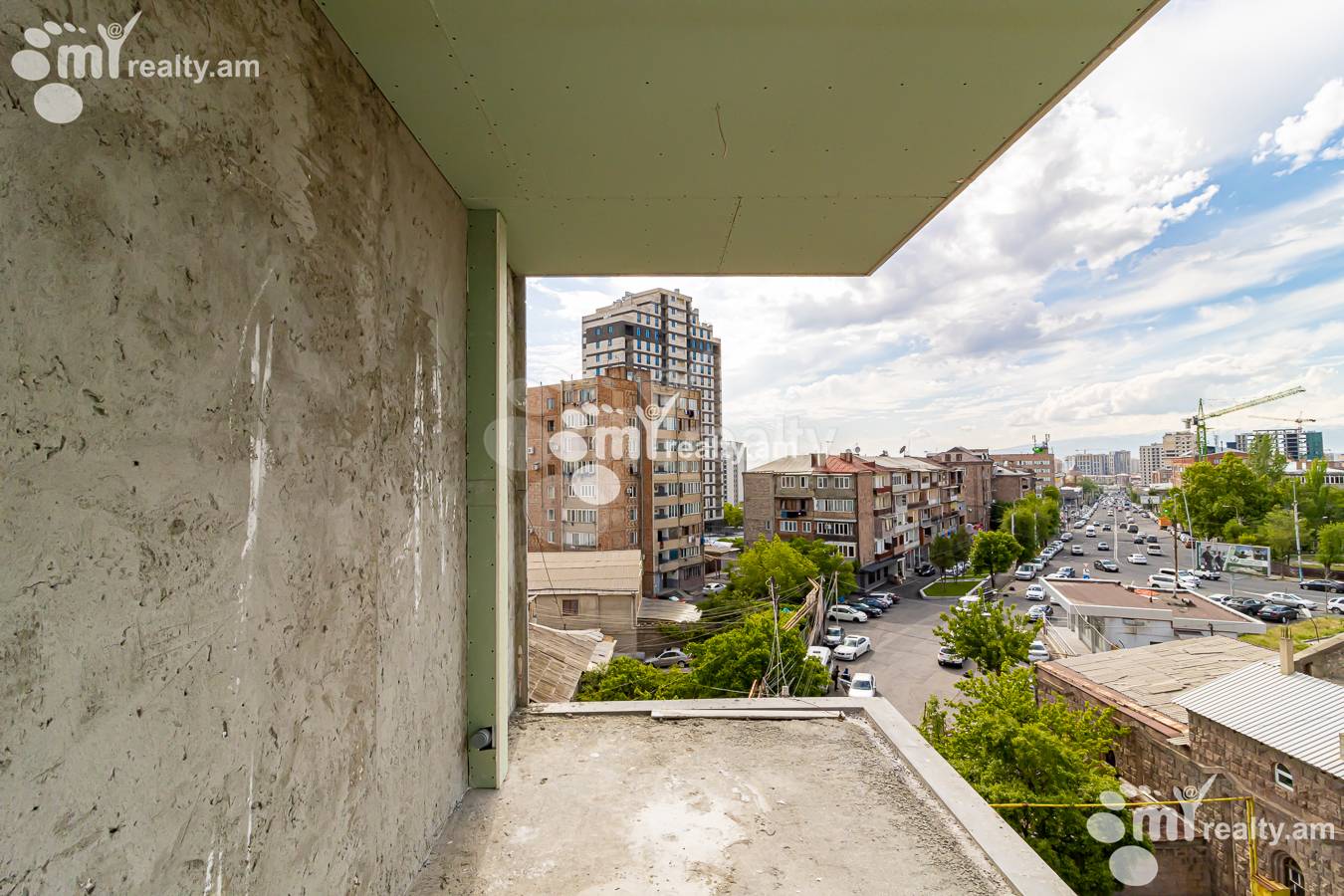 4 սենյականոց բնակարան  Գոգոլի փող., Քանաքեռ-Զեյթուն Երևան, 149790