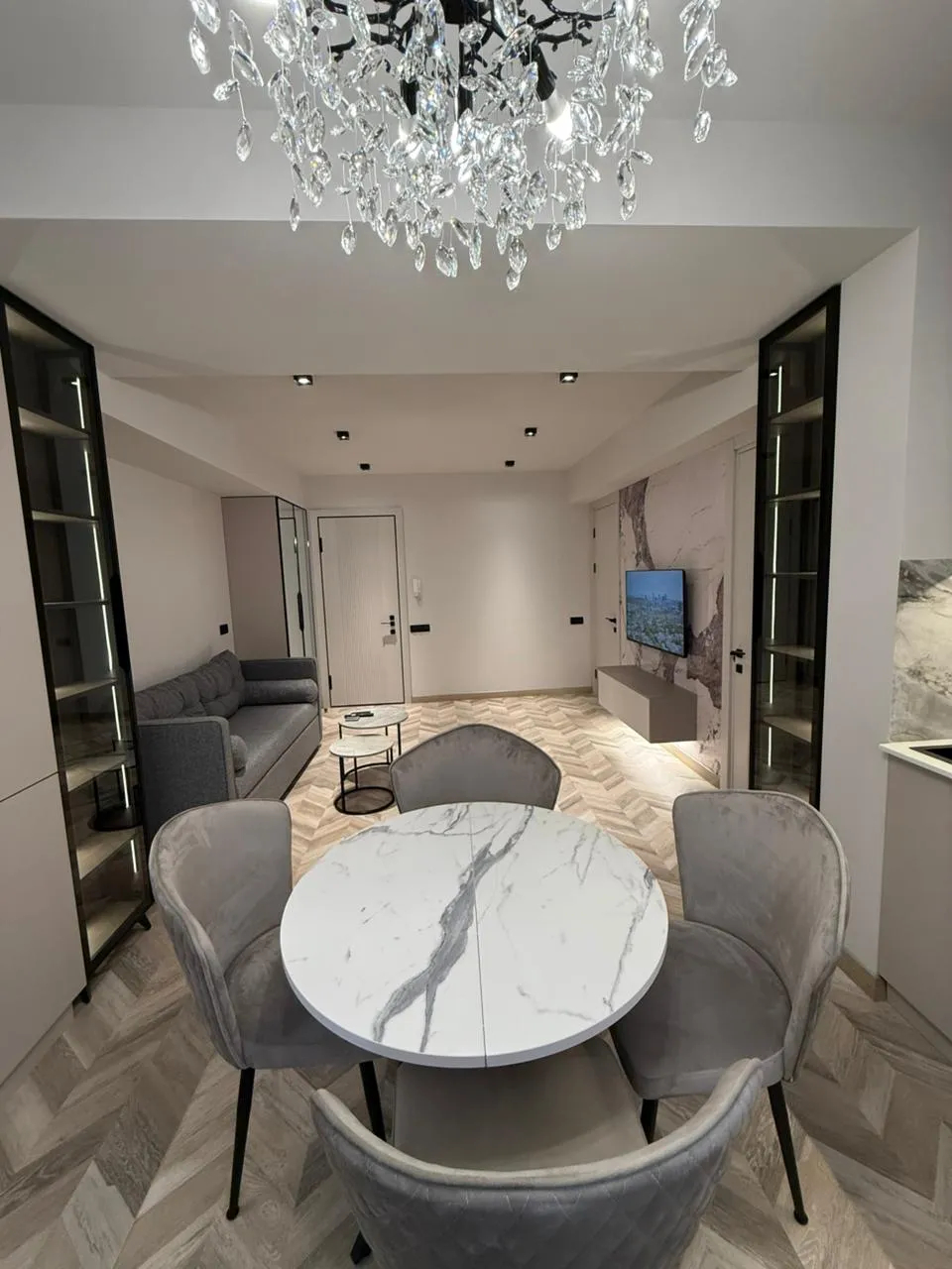 Купить 2 комнатную квартиру Орбели Ехбайрнери ул, Арабкир Ереван, 159152