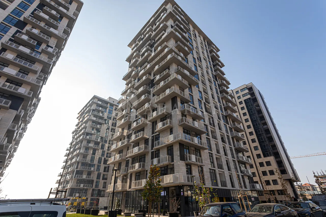 Купить 4 комнатную квартиру Ленинградян, Квартал Ваагни Ереван, 158333