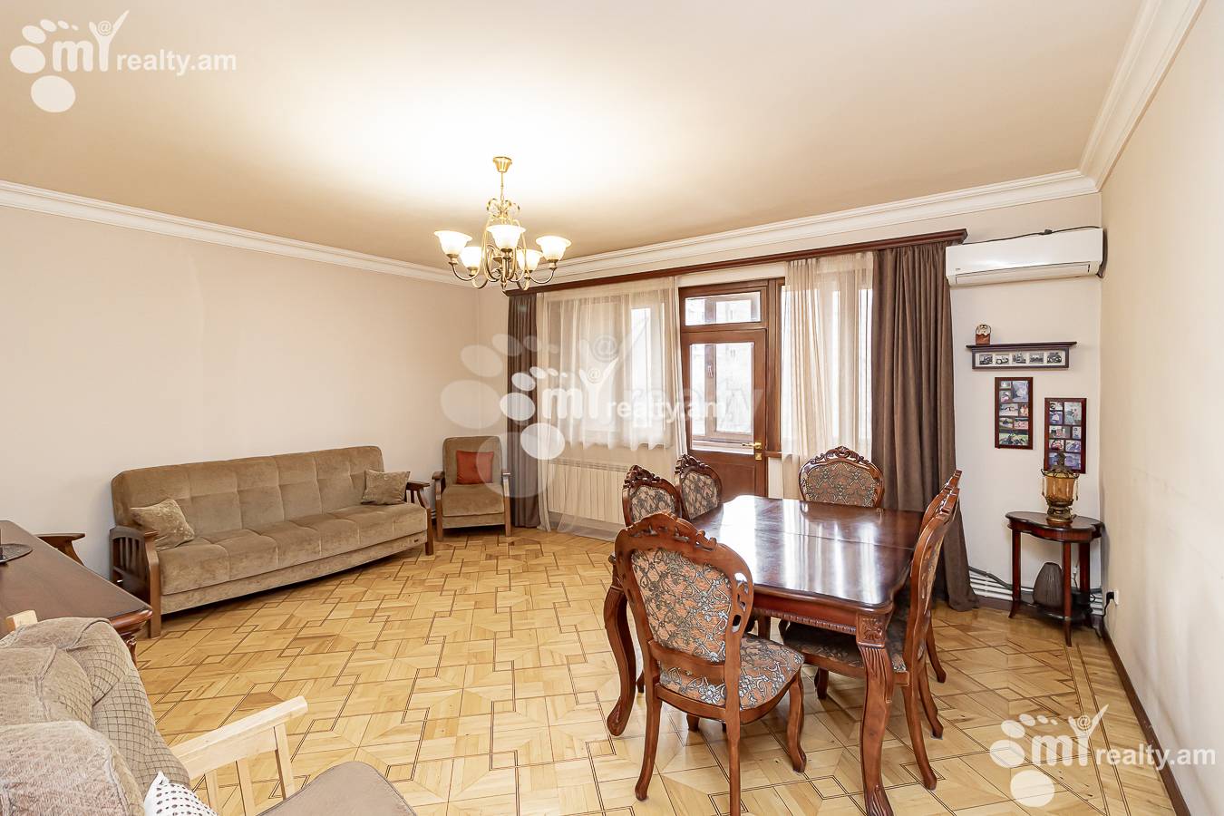 3 սենյականոց բնակարան  Ե. Քոչար փող, Կենտրոն Երևան, 143637