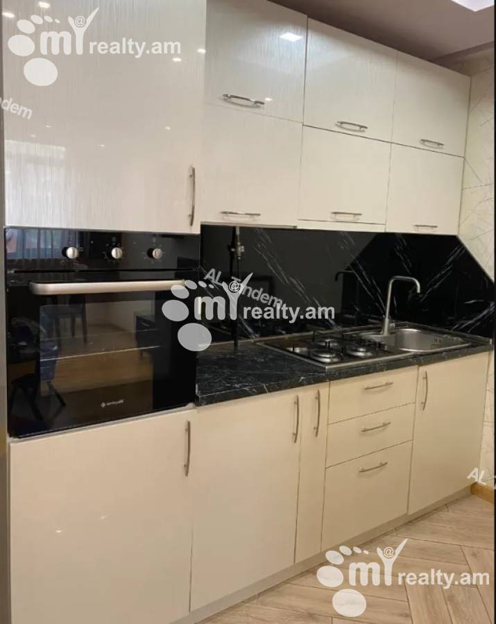 3 սենյականոց բնակարան  Վարդանանց փող, Կենտրոն Երևան, 147777