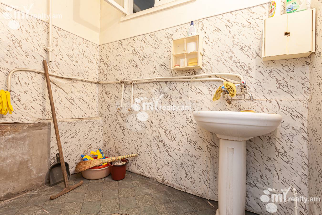 4 bedroom apartment for sale Mashtots Ave, Center Yerevan, 155746