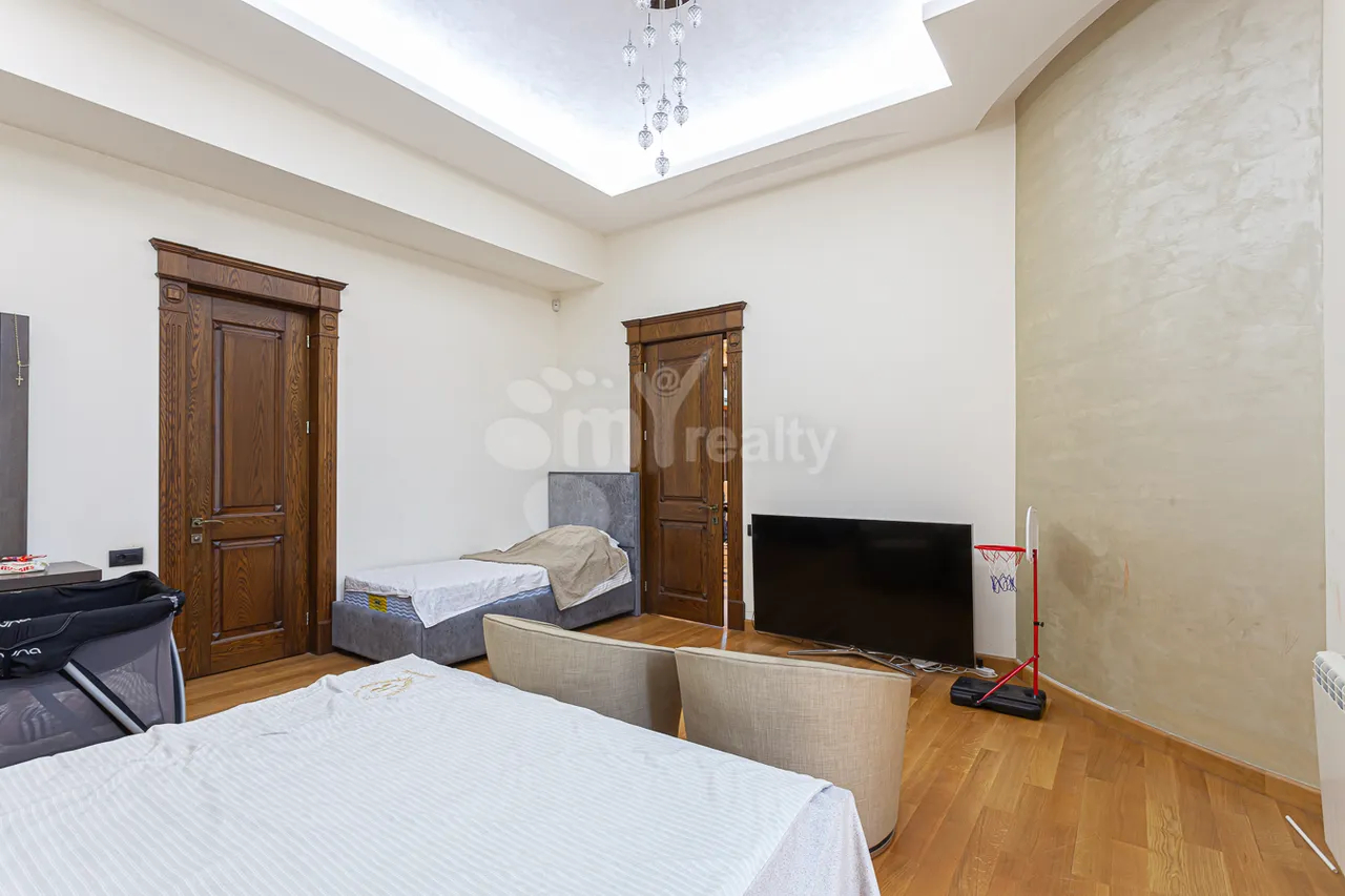 Առանձնատուն  Ալմա-աթայի փող, Ավան Երևան, 157391
