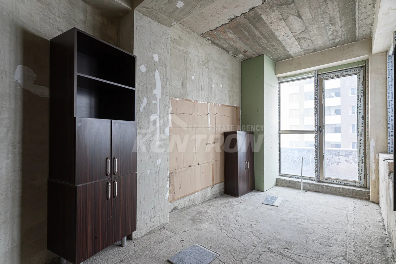 4 bedroom apartment for sale خیابان تِسی تِسِرناکابِرد, مرکز شهر ایروان, 159228