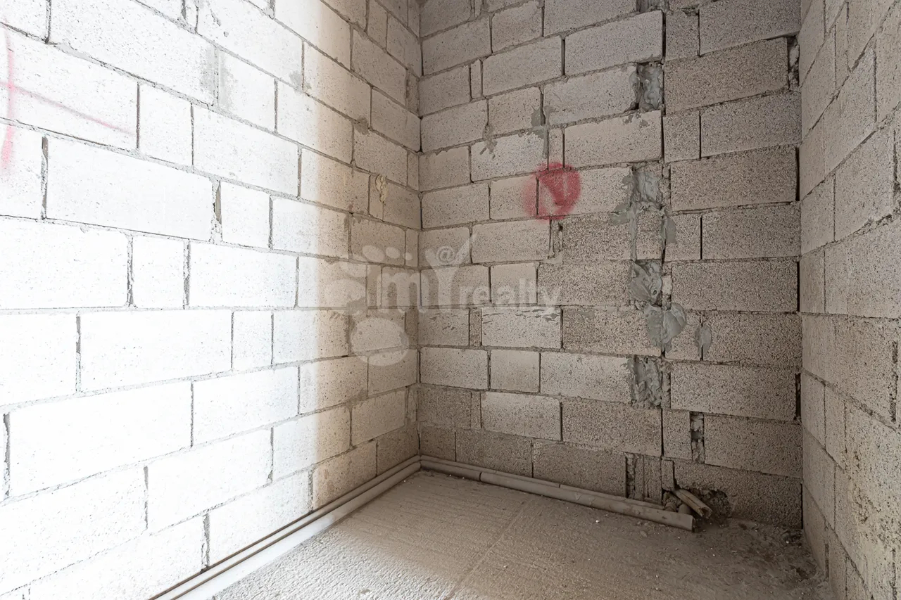 4 bedroom apartment for sale خیابان رُستُم, مرکز شهر ایروان, 158378