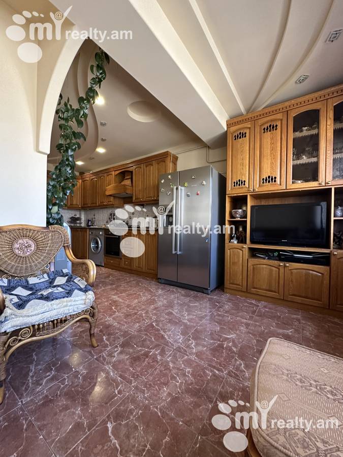 4 bedroom apartment for sale Leningradyan St, Adjapnyak Yerevan, 156133