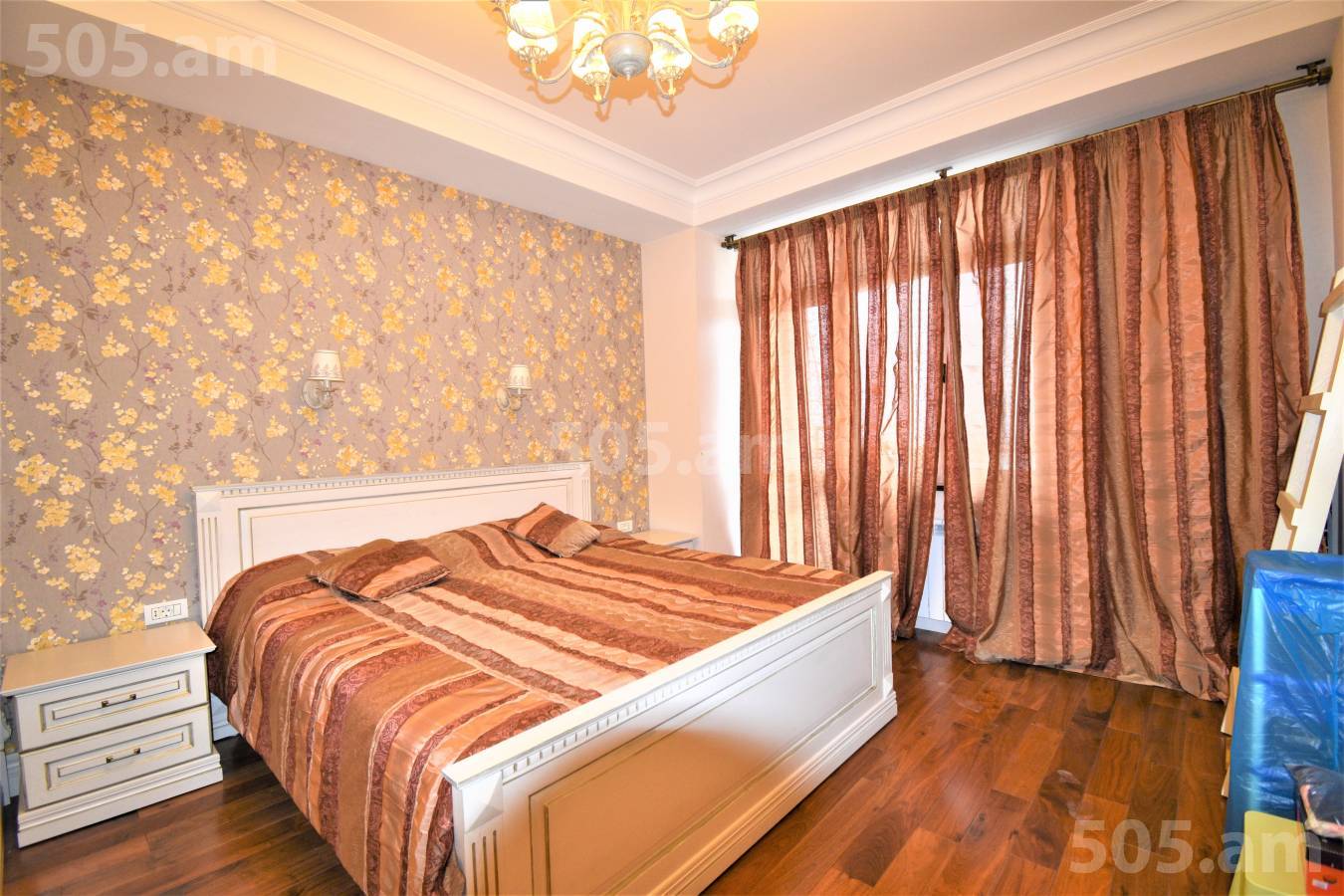 Купить 4 комнатную квартиру Цицернакаберд шоссе, Центр Ереван, 119472