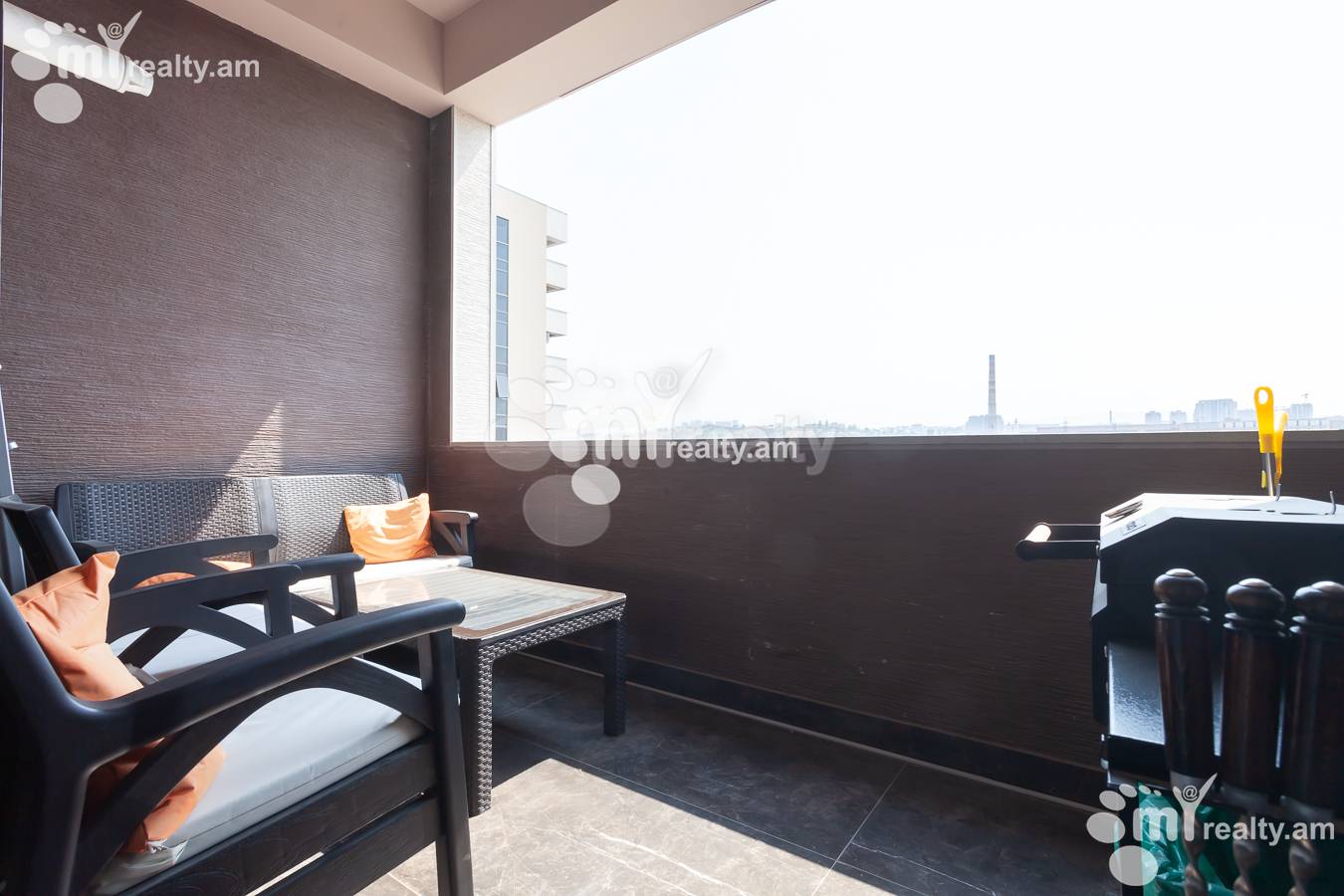 3 bedroom apartment for sale خیابان میکویان, داوتاشِن ایروان, 156181