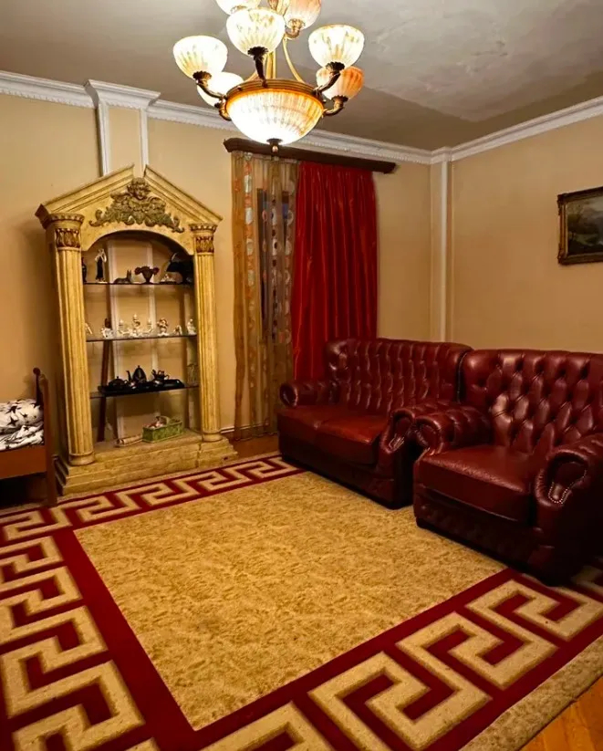 House for sale Aygestan 11 St, Center Yerevan, 160782