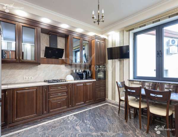 3-senyakanoc-bnakaran-vacharq-Yerevan-Center