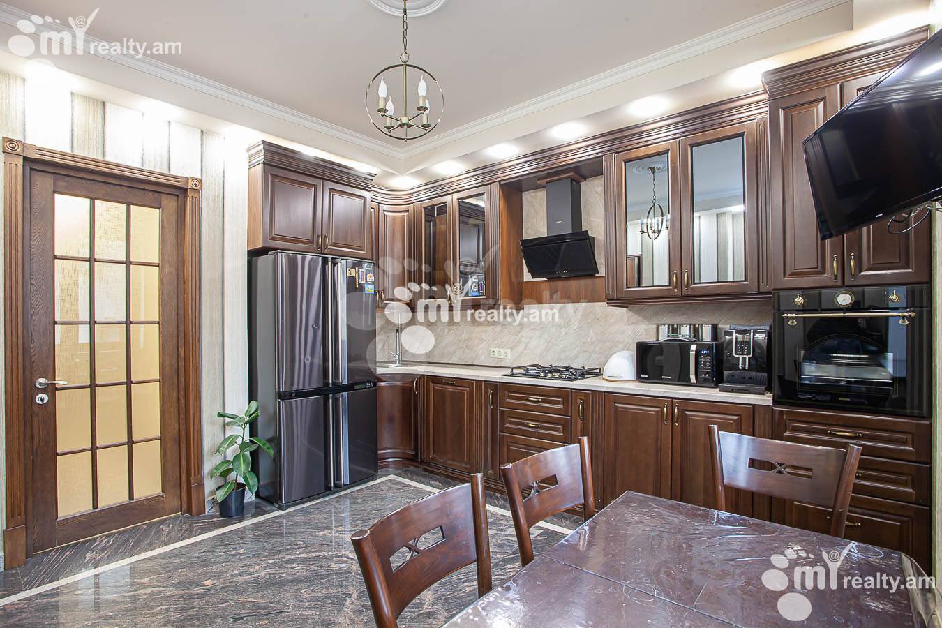 3 bedroom apartment for sale Antarayin St, Center Yerevan, 155932