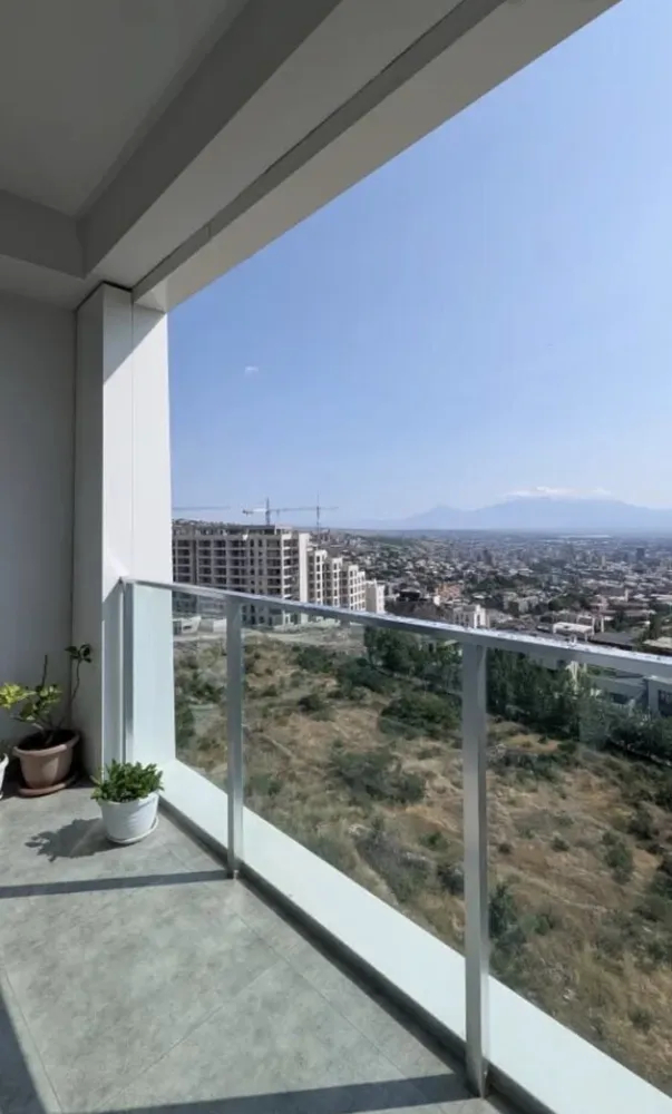 3-bedroom/apartment-for-sale-in-new-construction/K.+Ulnetsi+St/Kanaqer-Zeytun/Yerevan