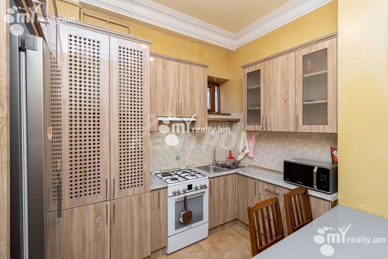 3 bedroom apartment for sale خیابان کاجازنونی, مرکز شهر ایروان, 153643
