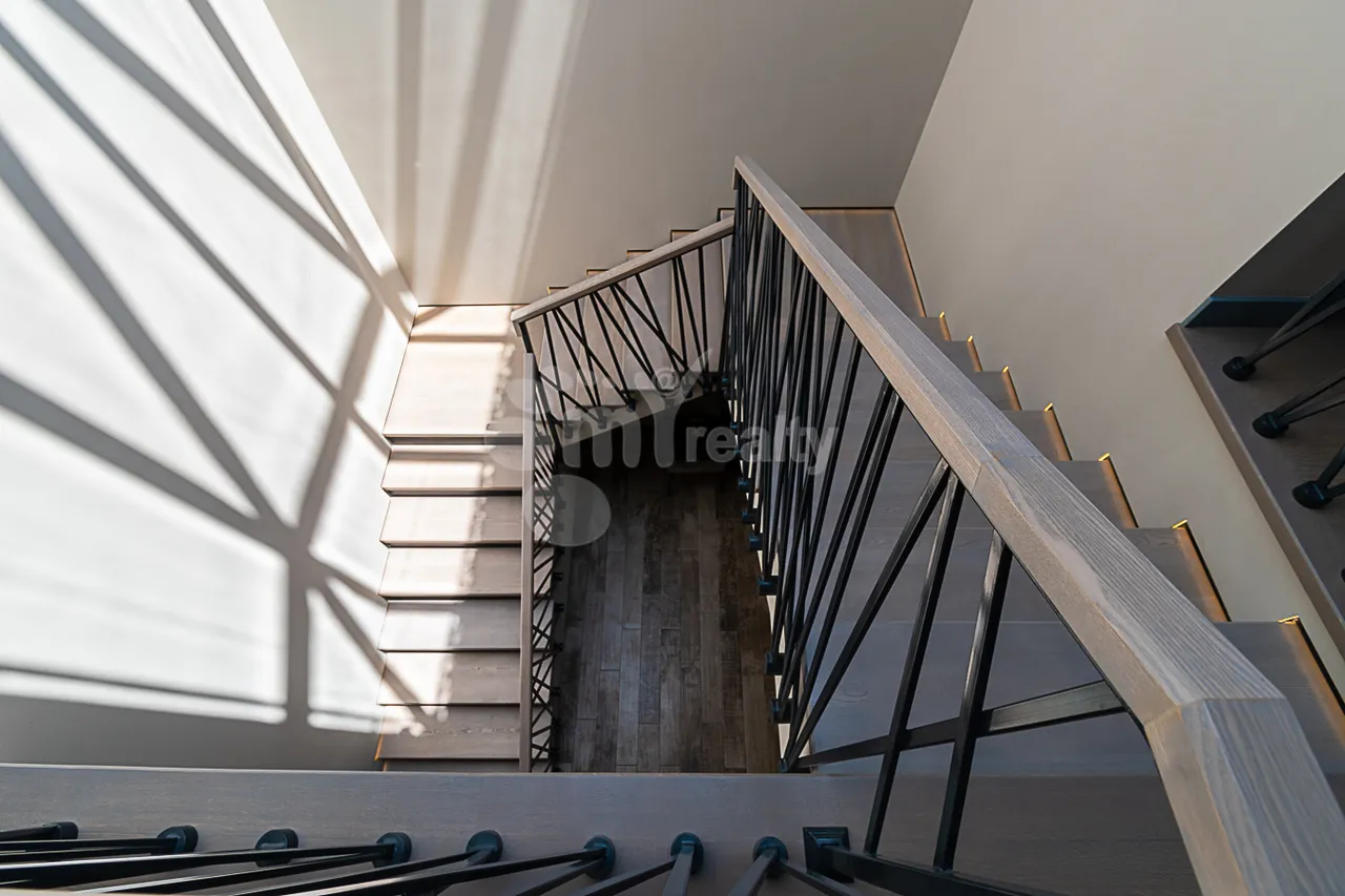 House for sale Noragyugh, Center Yerevan, 161037