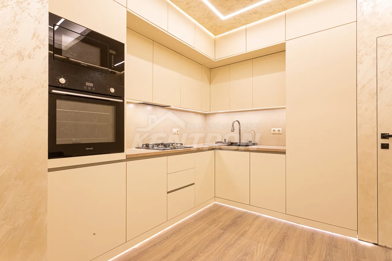 Купить 2 комнатную квартиру К. Улнеци ул., Канакер-Зейтун Ереван, 159330