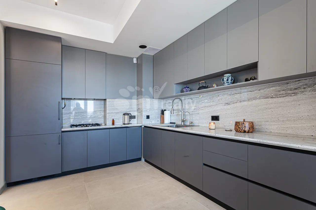 3 bedroom apartment for sale خیابان 27 عربکیر, عربگیر ایروان, 159794