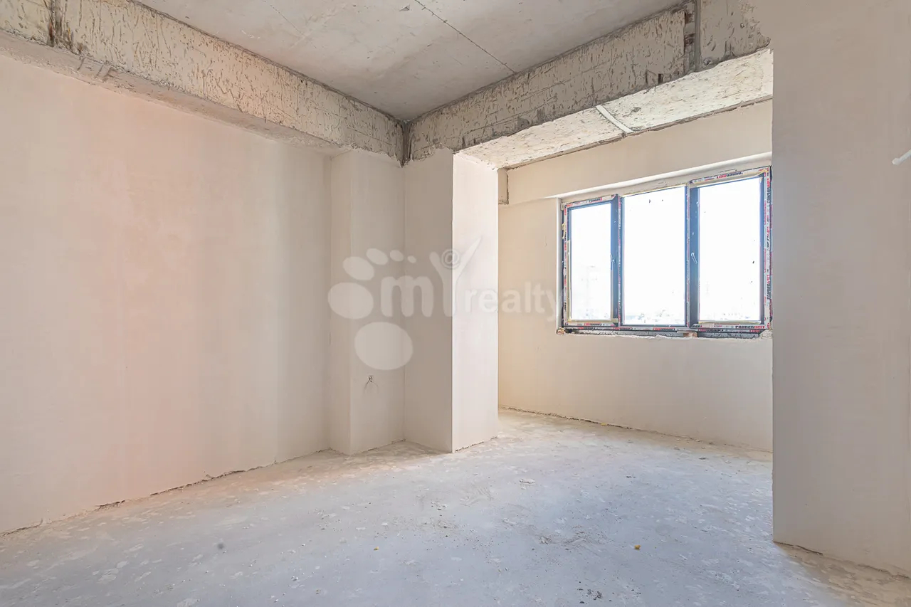 4 bedroom apartment for sale خیابان اِمینِسکی, کاناکِر – زیتون ایروان, 157245