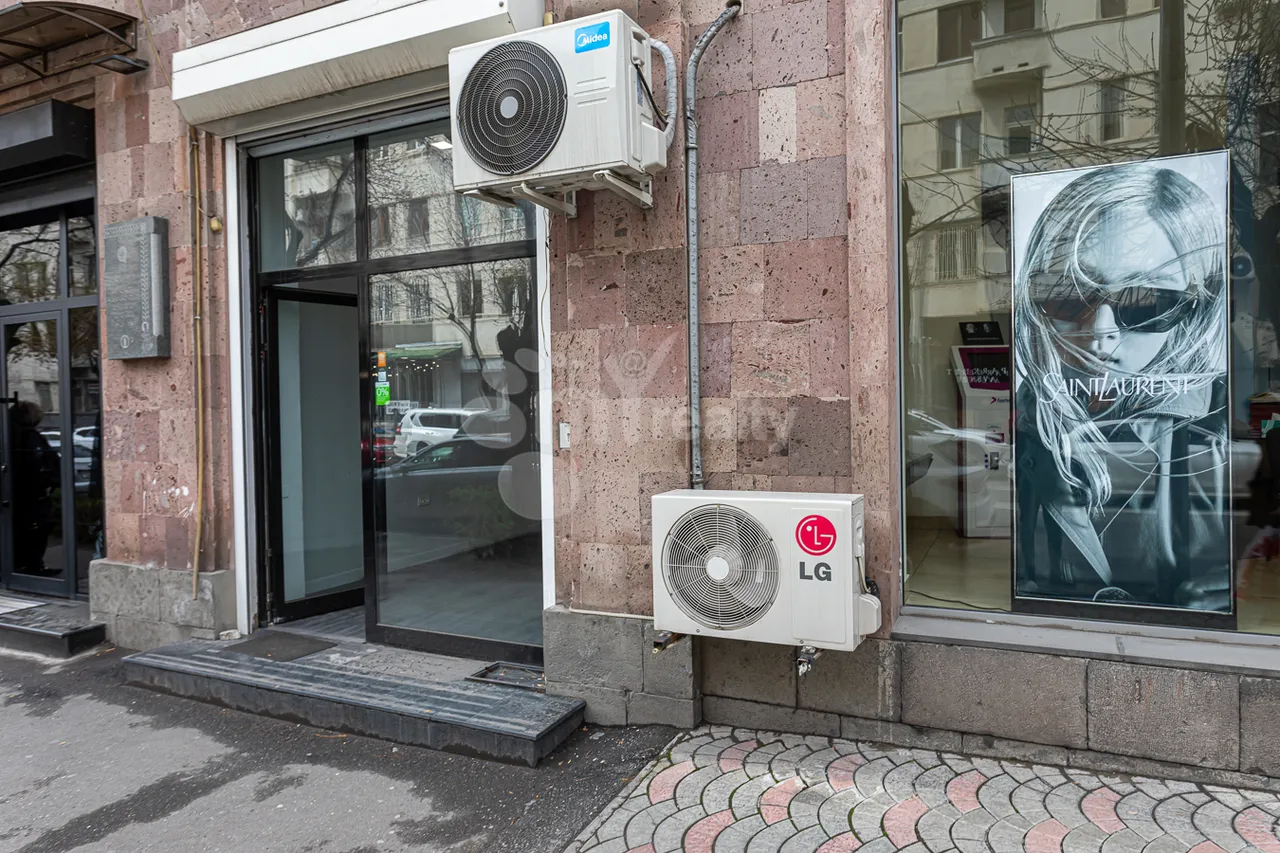 Commercial property for rent Vardanants St, Center Yerevan, 159999