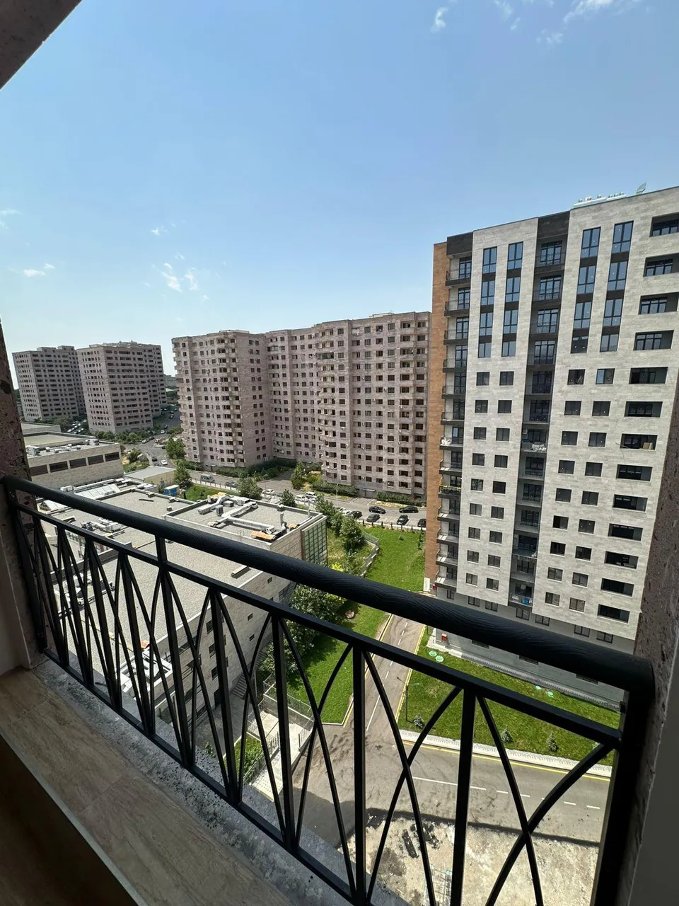 4 bedroom apartment for rent خیابان آچاریان, آوان ایروان, 158254