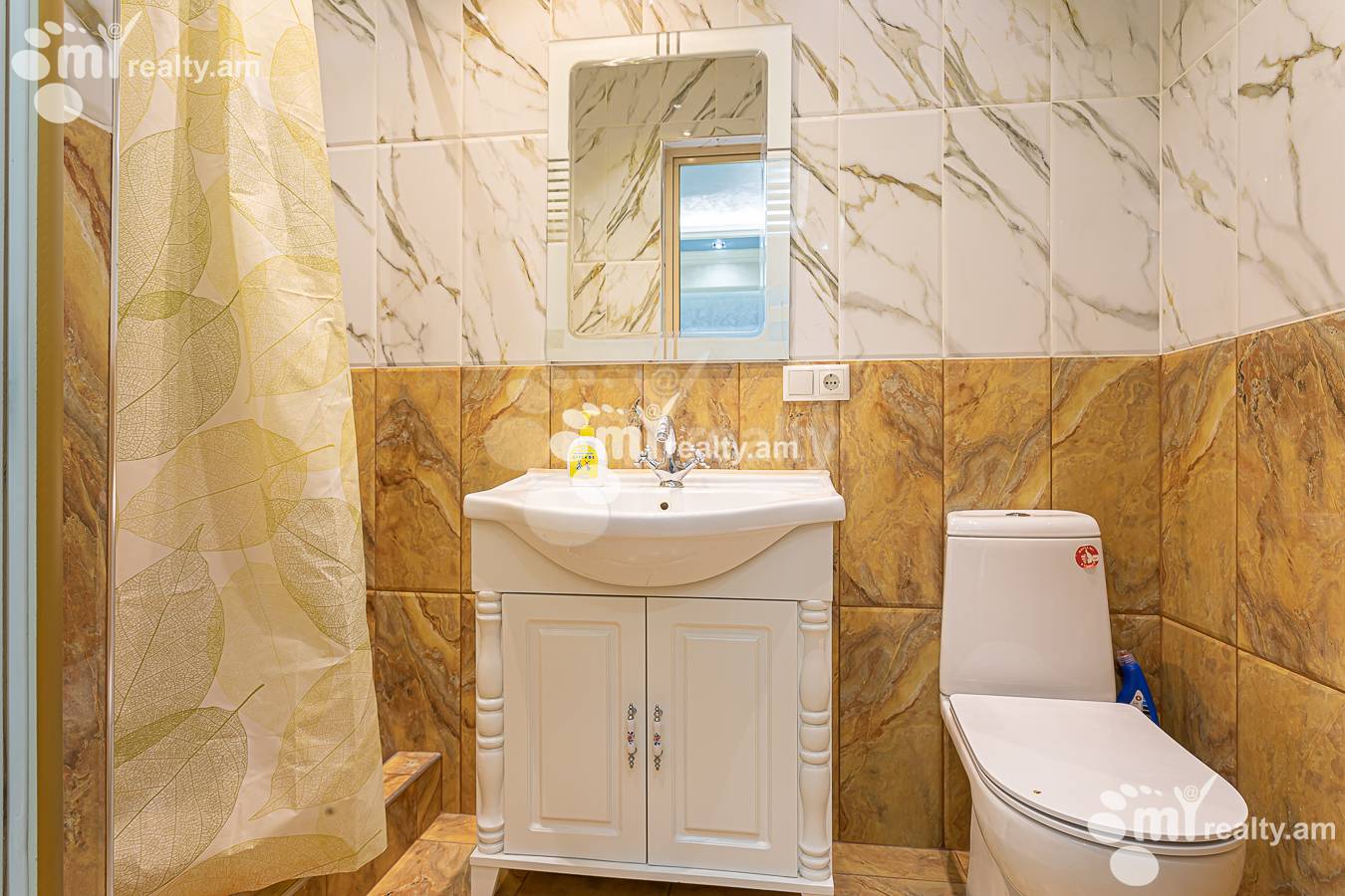 3 bedroom apartment for rent Antarayin St, Center Yerevan, 156854