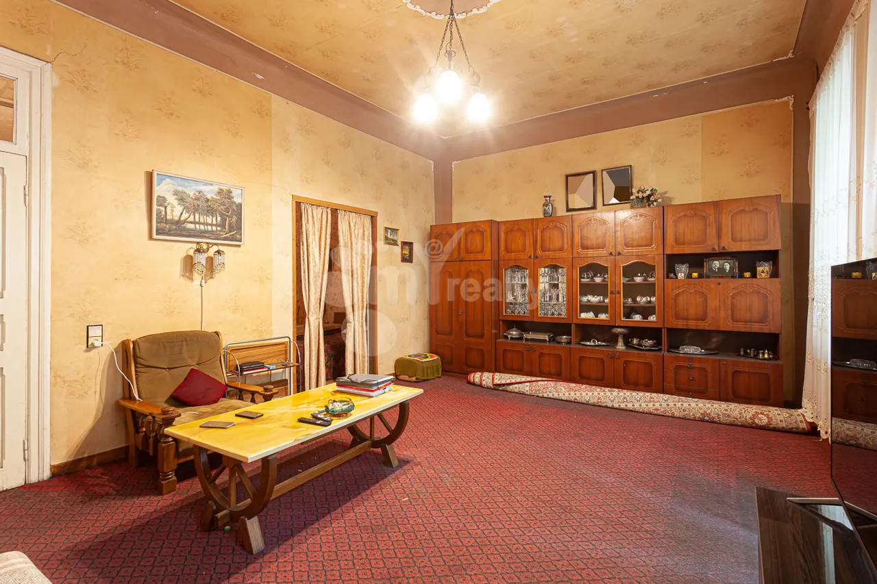 3 bedroom apartment for sale Pushkin St, Center Yerevan, 161163