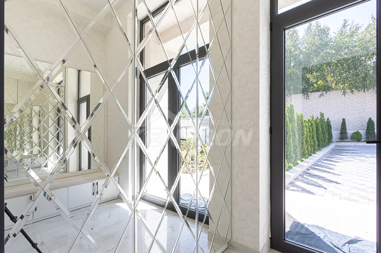 Снять дом М. Бабаджанян ул, Аван Ереван, 158346