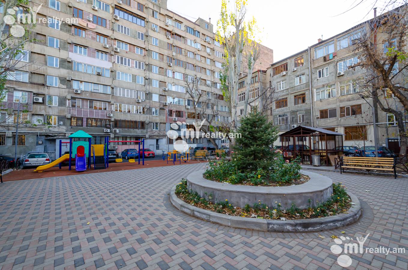 Снять 3 комнатную квартиру Вардананц ул, Центр Ереван, 149780