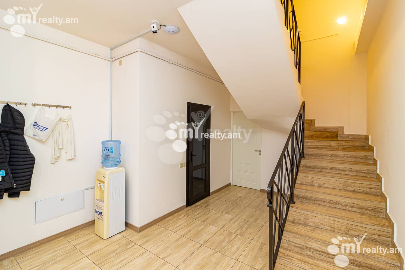 Снять коммерческoе помещение Рига ул, Арабкир Ереван, 149021