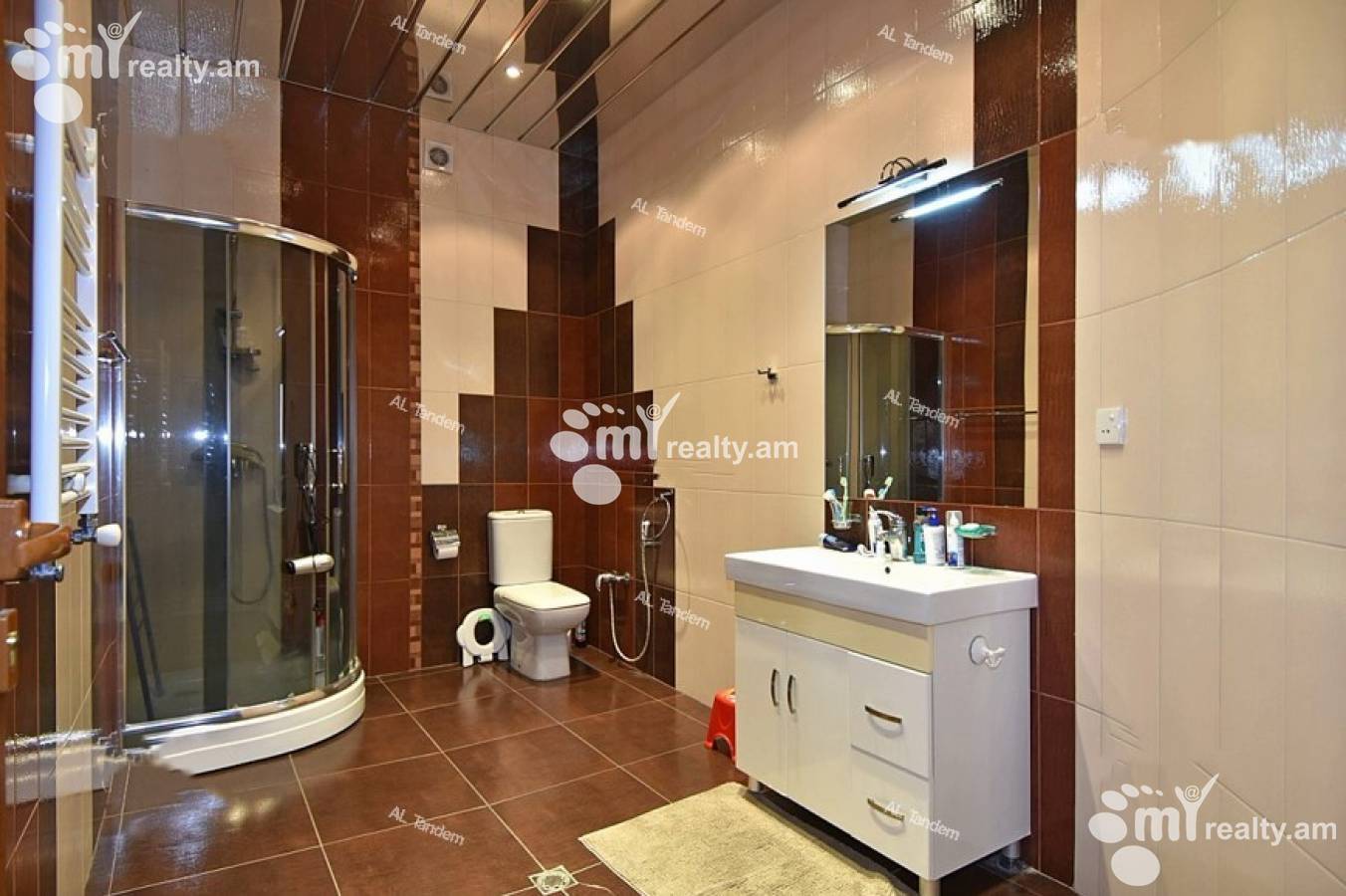 House for rent خیابان نازاربِکیان, آچاپنیاک ایروان, 124357