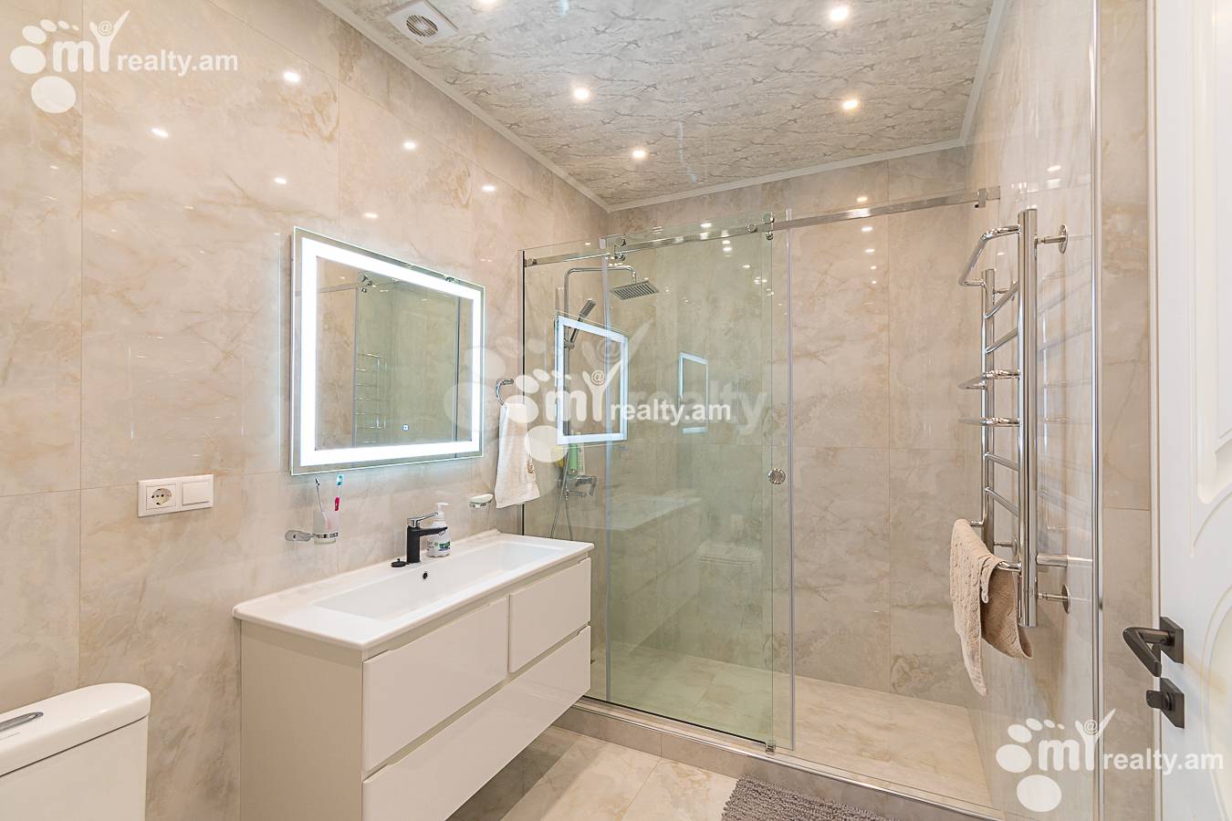 5 bedroom apartment for rent Sasna Тsrer St, Dawtaschen Yerevan, 156943