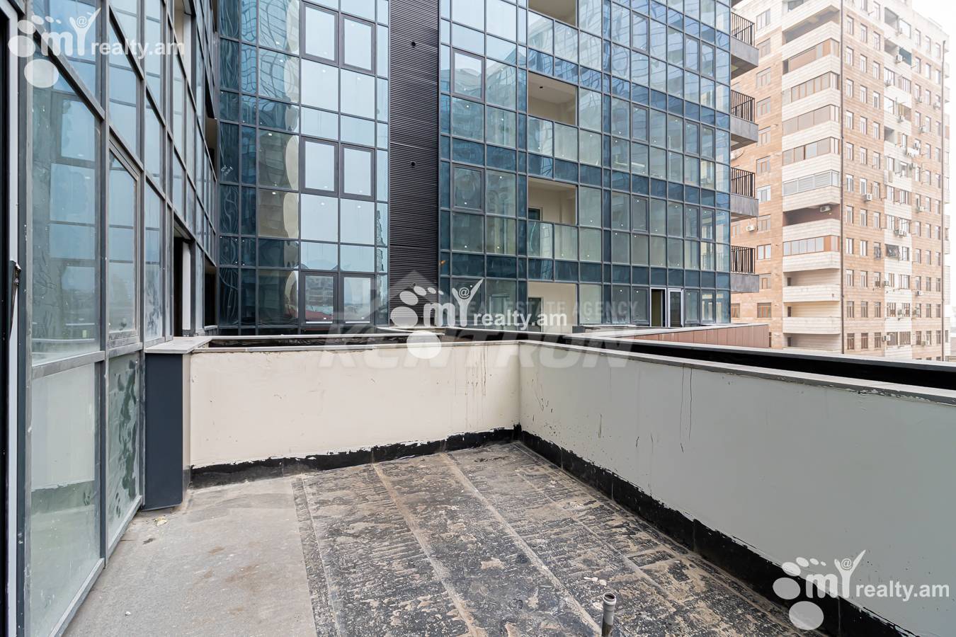 3 սենյականոց բնակարան  Կոմիտասի պող, Արաբկիր Երևան, 154382