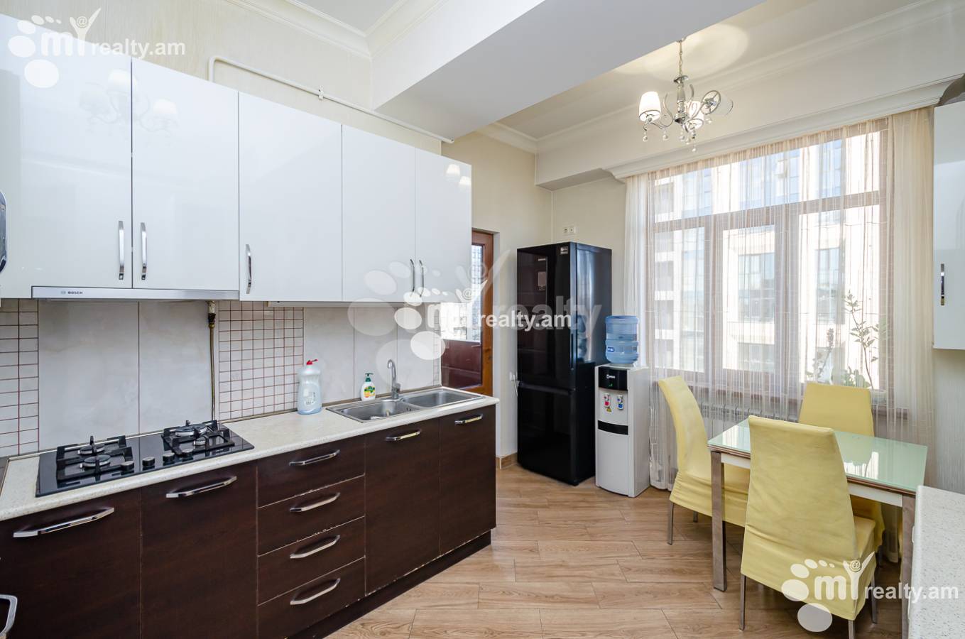 3 սենյականոց բնակարան  Կոմիտասի պող, Արաբկիր Երևան, 154211