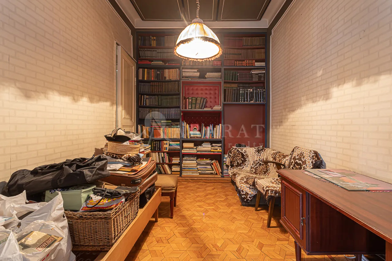 4 bedroom apartment for sale Isahakyan St, Center Yerevan, 158232