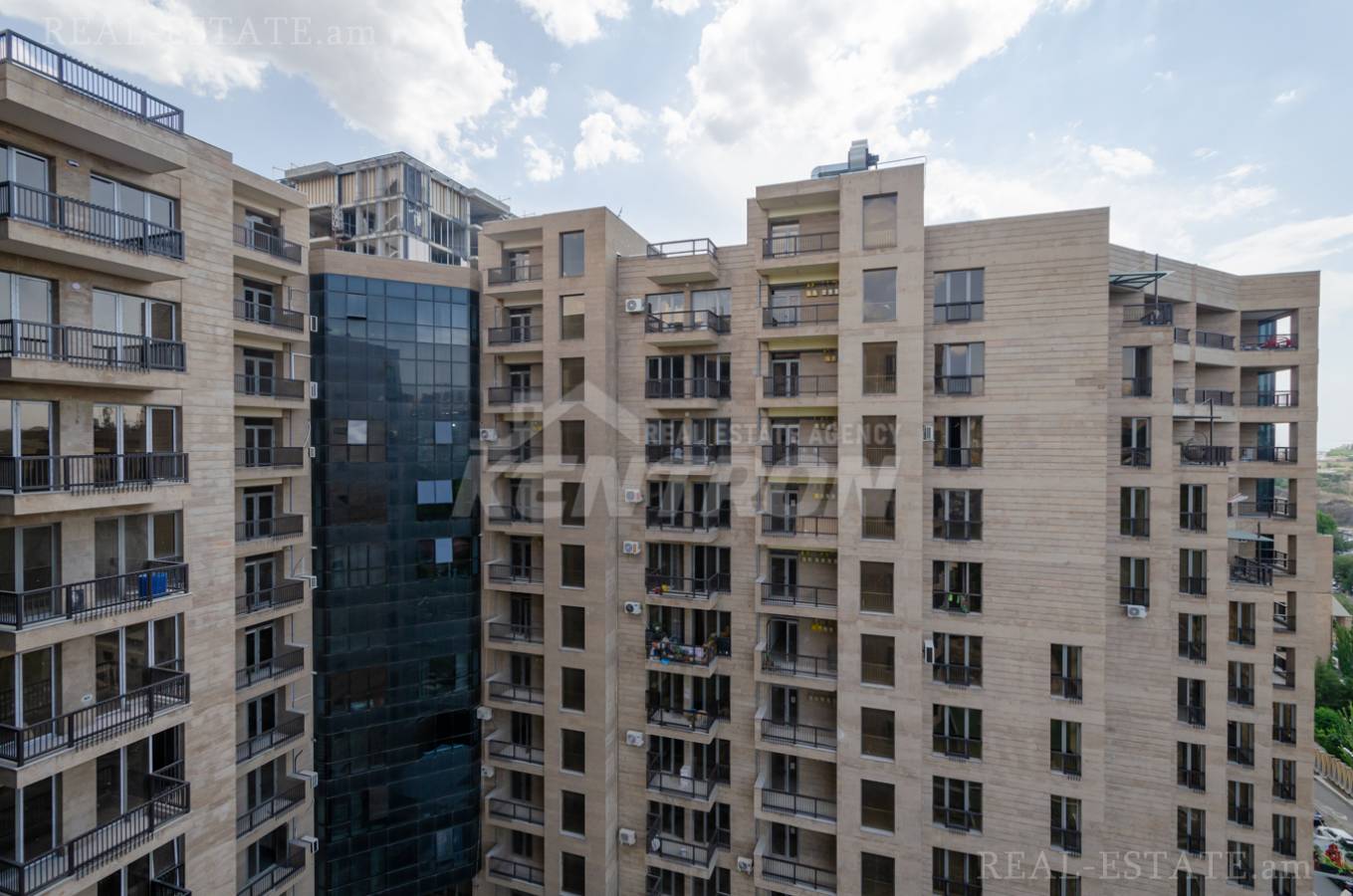 3 bedroom apartment for sale Paronyan St, Center Yerevan, 136720