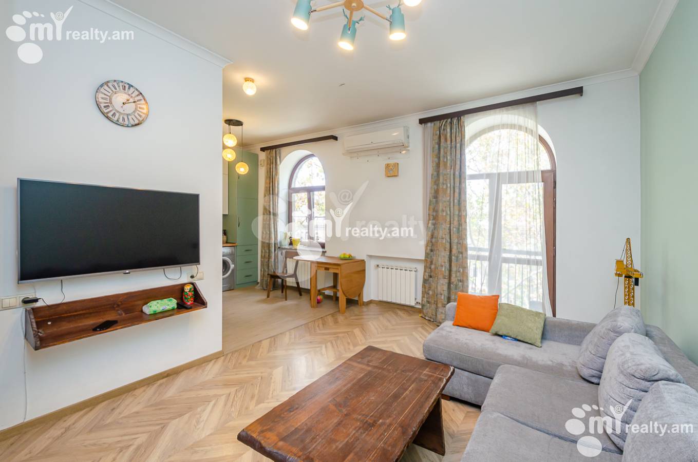 2 bedroom apartment for sale خیابان ماشتوتس, مرکز شهر ایروان, 153155