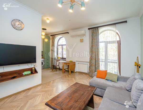 2-senyakanoc-bnakaran-vacharq-Yerevan-Center