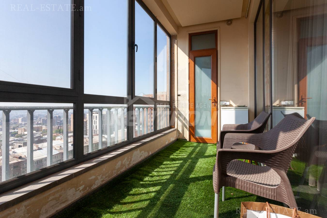 4 սենյականոց բնակարան  Համբարձումյան փող, Արաբկիր Երևան, 139649