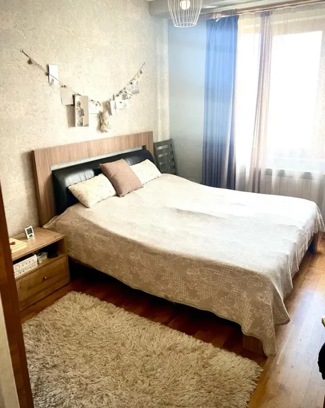 Купить 3 комнатную квартиру Алабян ул, Ачапняк Ереван, 160780